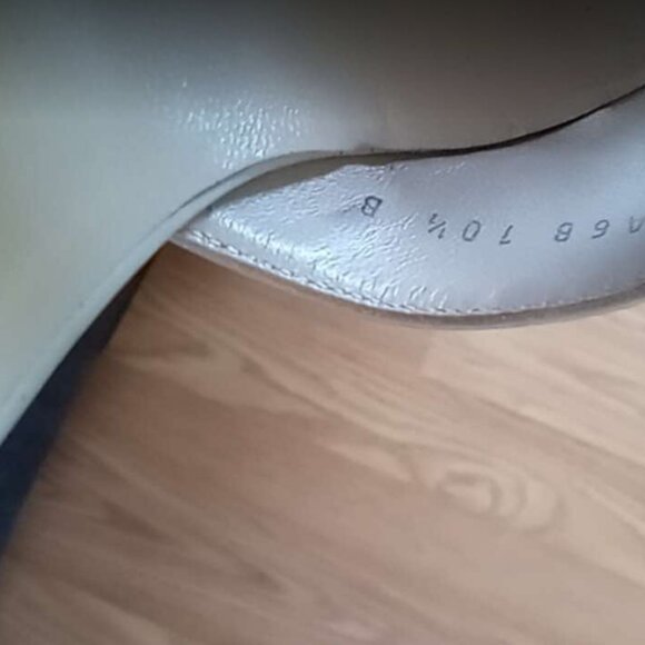 Salvatore Ferragamo Open Toe Strap Heels Sz 10.5 - Picture 9 of 12